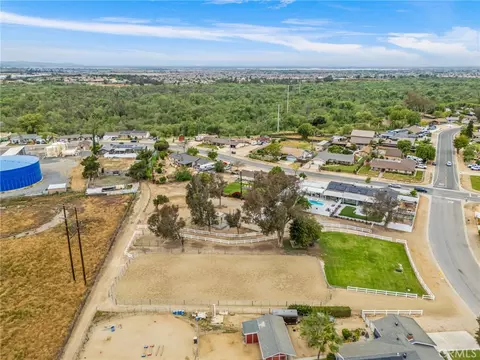 View/Area - 3998 Bluff, Norco, CA 92860 photo 11 of 12