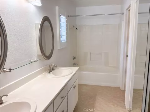 Bath - 7776 Somerset, Highland, CA 92346 photo 1 of 3