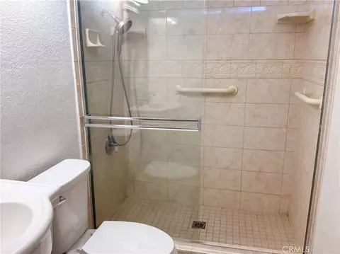 Bath - 7776 Somerset, Highland, CA 92346 photo 3 of 3