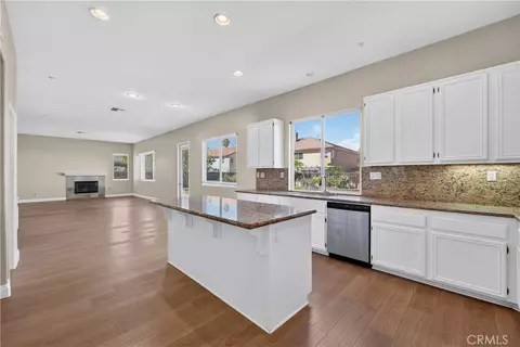 Living - 11123 Violet Ct, Riverside, CA 92503 photo 12 of 14