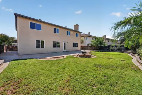 Exterior - 11123 Violet Ct, Riverside, CA 92503 photo 7 of 9