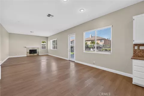 Living - 11123 Violet Ct, Riverside, CA 92503 photo 11 of 14