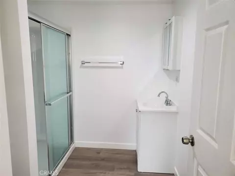 Bath - 6824 Marcelle St, Paramount, CA 90723 photo 3 of 3
