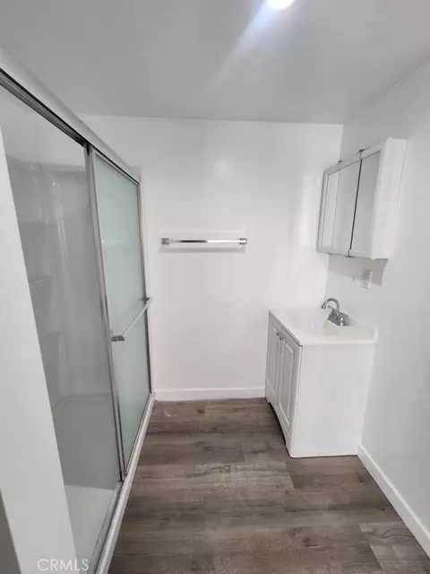 Bath - 6824 Marcelle St, Paramount, CA 90723 photo 2 of 3