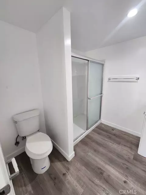 Bath - 6824 Marcelle St, Paramount, CA 90723 photo 1 of 3