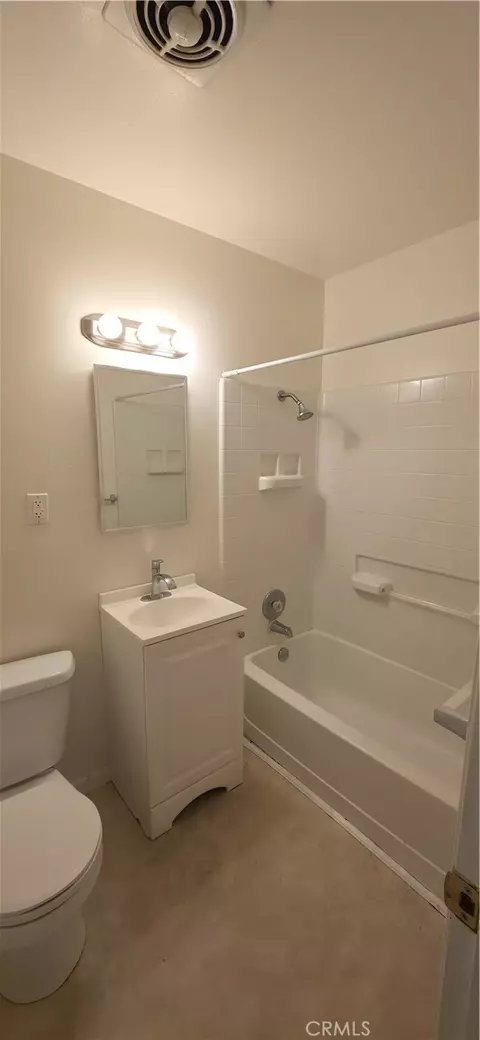 Bath - 4523 Toyon, Riverside, CA 92504 photo 1 of 1