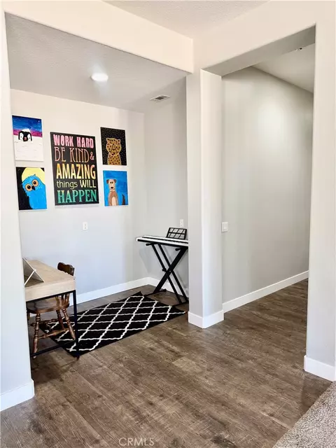 Entry Way - 18662 Hawkhill, Perris, CA 92570 photo 5 of 7