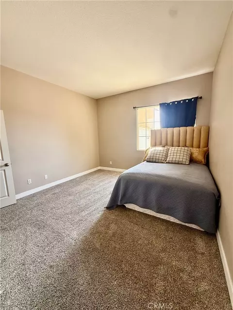 Bedroom - 18662 Hawkhill, Perris, CA 92570 photo 4 of 4