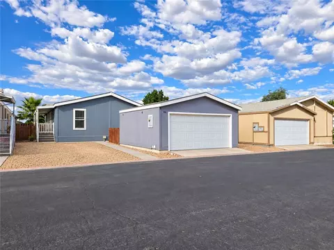80 E Dawes St #104, Perris, CA 92571 photo 2
