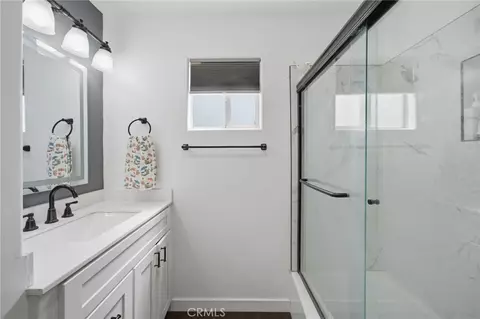Bath - 2575 Hillside Ave, Norco, CA 92860 photo 1 of 4