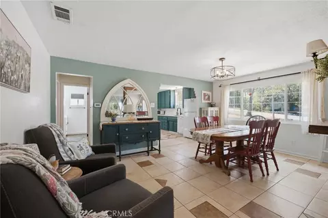 Dining - 2575 Hillside Ave, Norco, CA 92860 photo 2 of 6