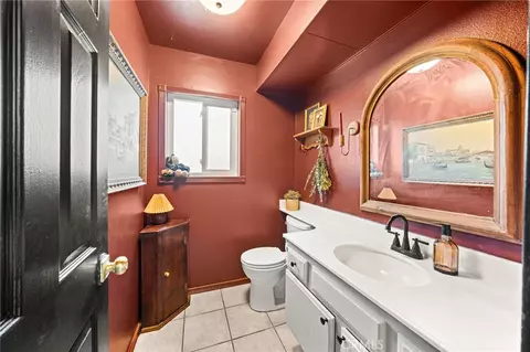 Bath - 1524 Clay, Redlands, CA 92374 photo 1 of 4