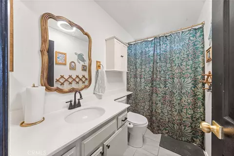 Bath - 1524 Clay, Redlands, CA 92374 photo 4 of 4