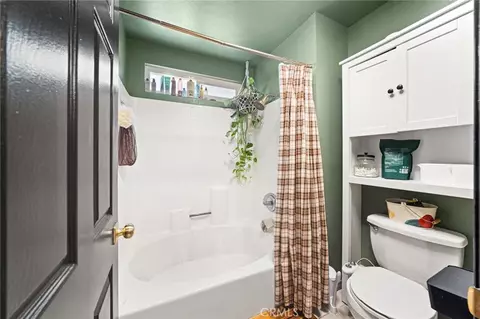Bath - 1524 Clay, Redlands, CA 92374 photo 3 of 4