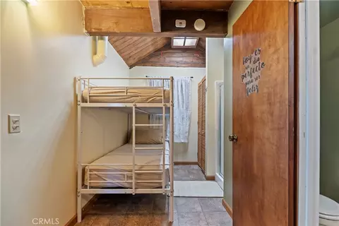 Bedroom - 32799 Badger Ln, Running Springs, CA 92382 photo 2 of 6