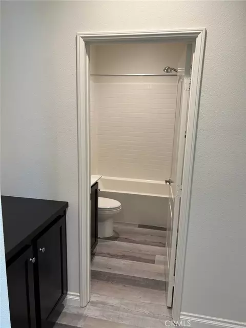 Bath - 44743 Beringer, Indio, CA 92203 photo 1 of 2