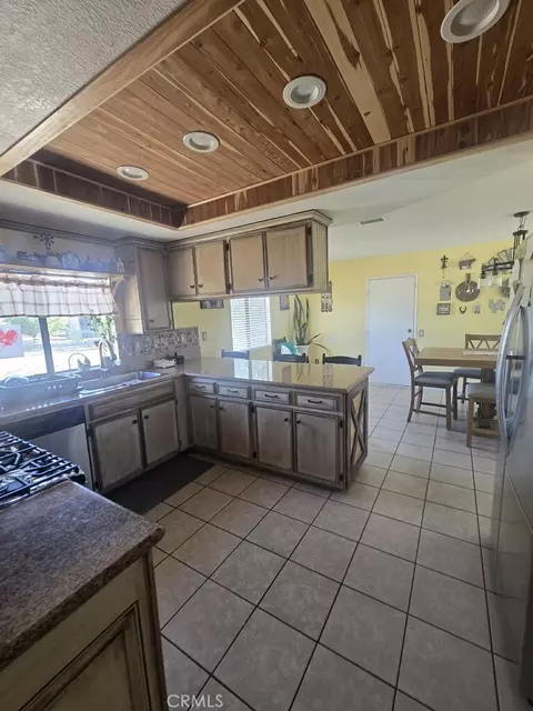 Kitchen - 29225 Central Ave, Nuevo, CA 92567 photo 4 of 4