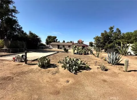 Exterior - 29225 Central Ave, Nuevo, CA 92567 photo 6 of 6