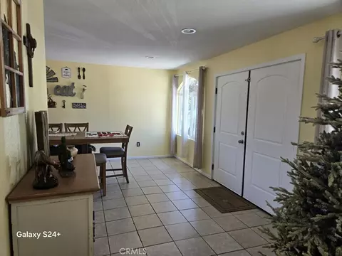 Entry Way - 29225 Central Ave, Nuevo, CA 92567 photo 2 of 4