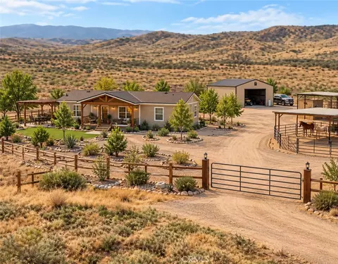 0 Myrick Canyon Rd, Fairmont, CA 93536