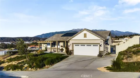 6954 N Curtis Ln, San Bernardino, CA 92407