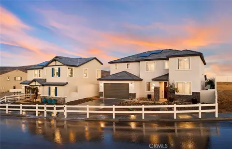 4012 Hudson Ln, Lake Elsinore, CA 92530