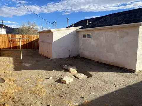 Exterior - 82414 32rd St, Trona, CA 93562 photo 4 of 5