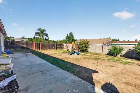 Exterior - 9525 Cabrillo Dr, Riverside, CA 92503 photo 5 of 13