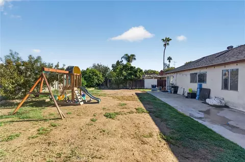 Exterior - 9525 Cabrillo Dr, Riverside, CA 92503 photo 8 of 13