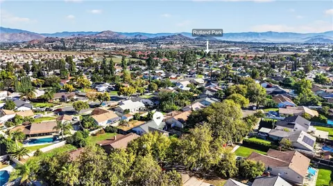 View/Area - 9525 Cabrillo Dr, Riverside, CA 92503 photo 6 of 6