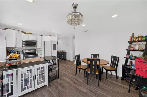 Dining - 9525 Cabrillo Dr, Riverside, CA 92503 photo 3 of 3