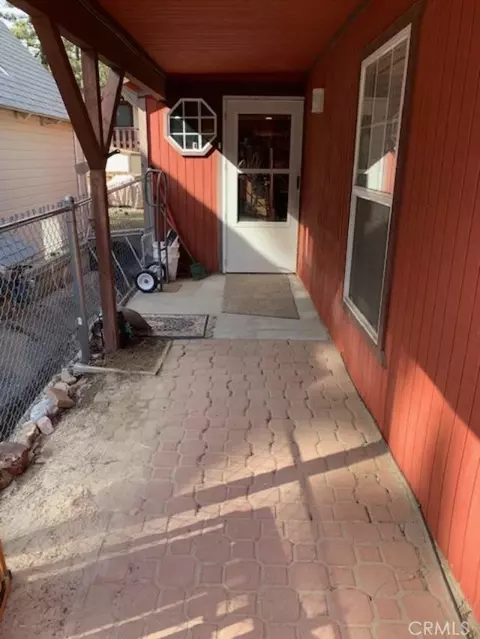 Exterior - 1105 W Rainbow Blvd, Big Bear City, CA 92314 photo 1 of 2