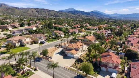 View/Area - 6917 Roddick, Highland, CA 92346 photo 6 of 10