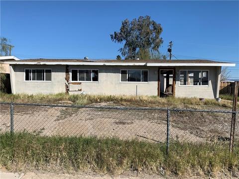 2005 Flora Vis, Needles, CA 92363 photo 1