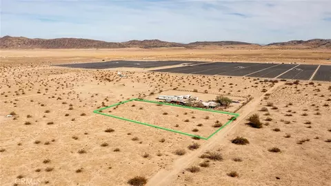 4700 Sun Oro Rd, Joshua Tree, CA 92252