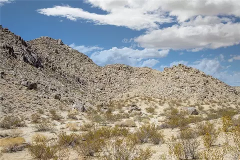 4900 Nucham Ave, Joshua Tree, CA 92252