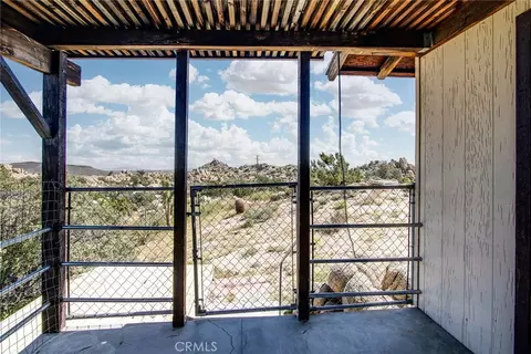 Exterior - 5550 Carlsbad Ave, Yucca Valley, CA 92284 photo 8 of 17
