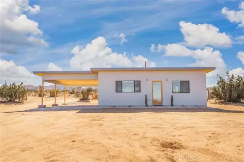 59149 Desert Gold Dr, Yucca Valley, CA 92284