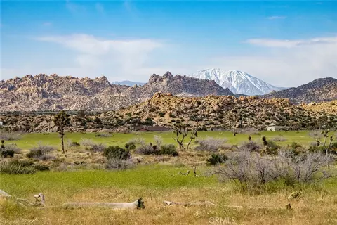 52550 Geronimo Trl, Pioneertown, CA 92268
