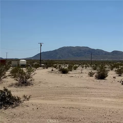 1142 Samarkand Dr, Twentynine Palms, CA 92277