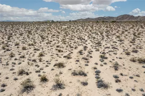 1851 Sunever Rd, Joshua Tree, CA 92252 photo 4