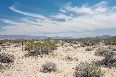 1851 Sunever Rd, Joshua Tree, CA 92252 photo 6