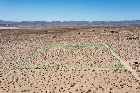 1851 Sunever Rd, Joshua Tree, CA 92252 photo 3