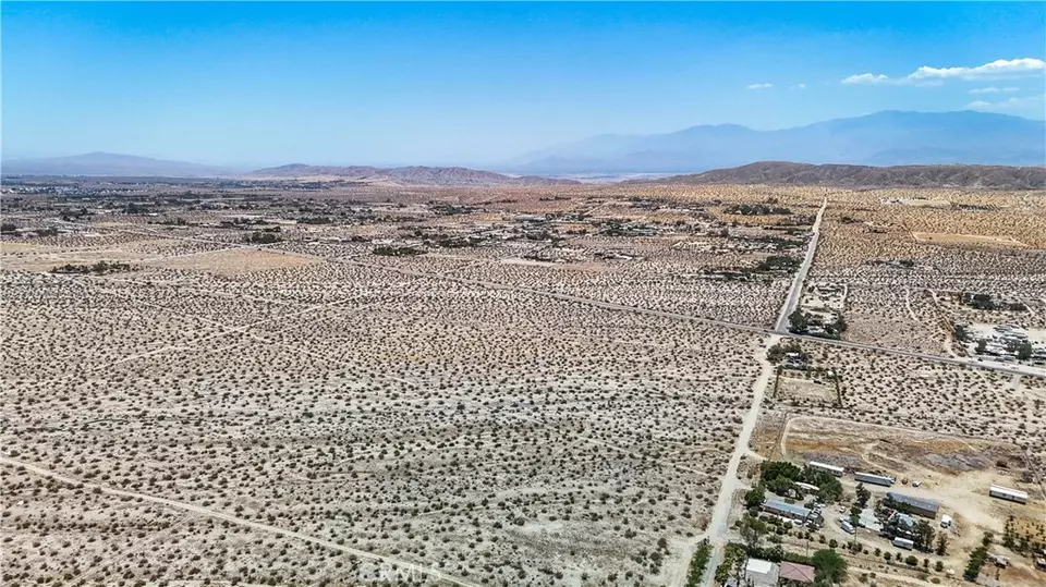  60 Dillon Rd, Sky Valley, CA 92241 photo 11