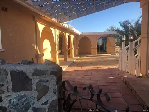 69761 Sunny Sands Dr, Twentynine Palms, CA 92277