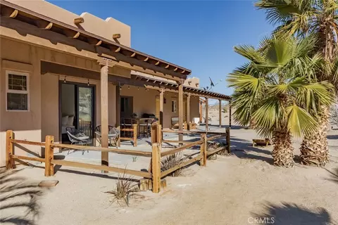 Exterior - 7030 Mile Square Rd, Joshua Tree, CA 92252 photo 10 of 14