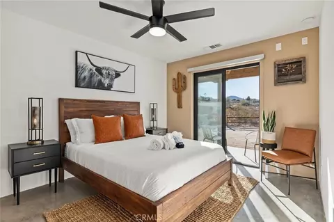Bedroom - 7030 Mile Square Rd, Joshua Tree, CA 92252 photo 7 of 16