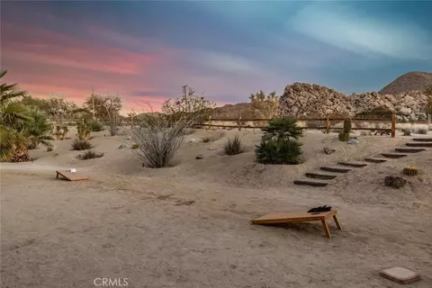 Exterior - 7030 Mile Square Rd, Joshua Tree, CA 92252 photo 5 of 14