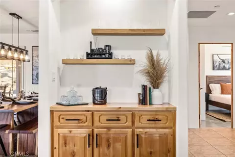 Entry Way - 7030 Mile Square Rd, Joshua Tree, CA 92252 photo 2 of 3