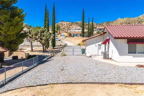 Exterior - 7495 Canyon Dr, Yucca Valley, CA 92284 photo 12 of 12